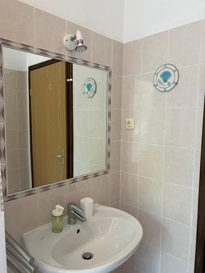 Villa Claudia Beach Apartment Premantura Ngoại thất bức ảnh